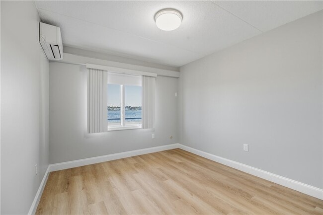 Building Photo - 20 America Way