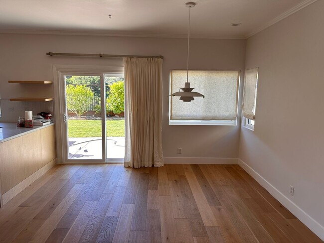 Building Photo - Las Palmas Ranch Home