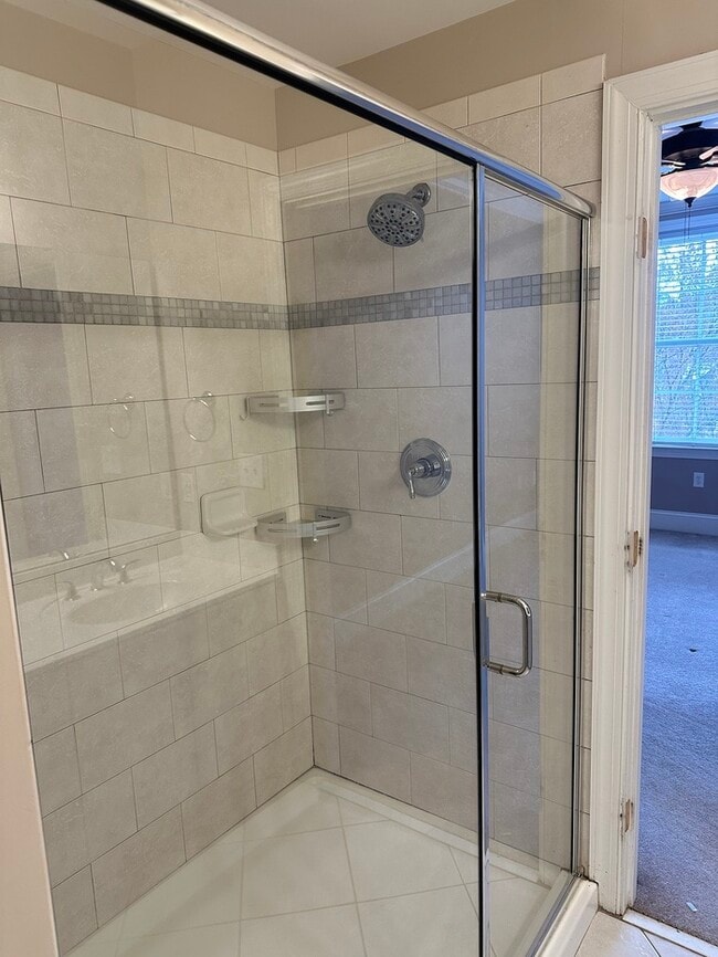 Building Photo - Downtown Raleigh 2 Bed 2 Bath Condo w/ cov...