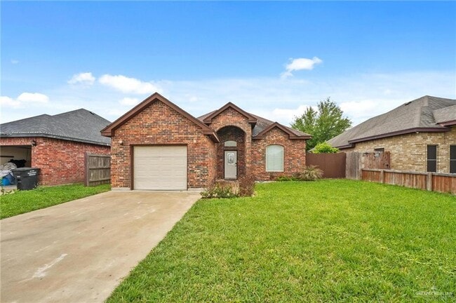 Primary Photo - 1012 W Dawes Ave