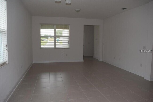 Building Photo - 15419 Murcott Blossom Blvd