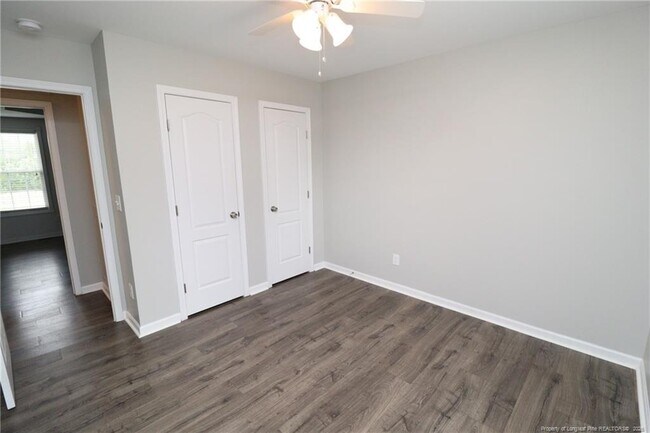 Building Photo - 1041 Parkers Ridge Dr