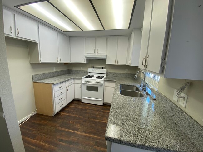 Building Photo - 1318 Bushy Tail Trail