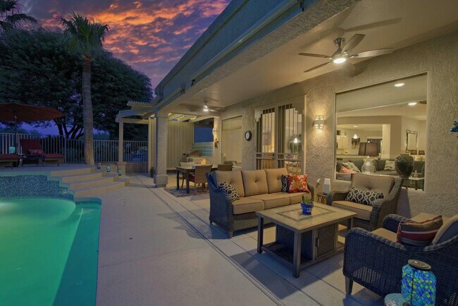 Building Photo - 17824 N Stone Haven Dr