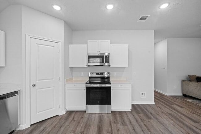 Building Photo - 1434 25th St