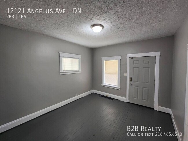 Building Photo - 12121 Angelus Ave
