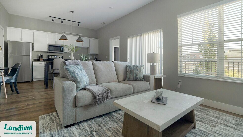 Primary Photo - 41 E 9th Ave