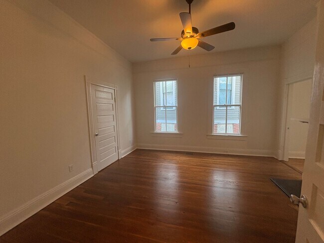 Building Photo - 169 Lamar St