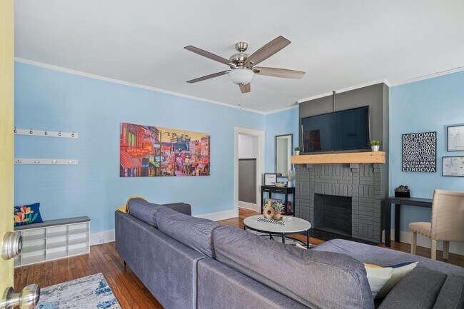 Building Photo - 2036 Linden Ave
