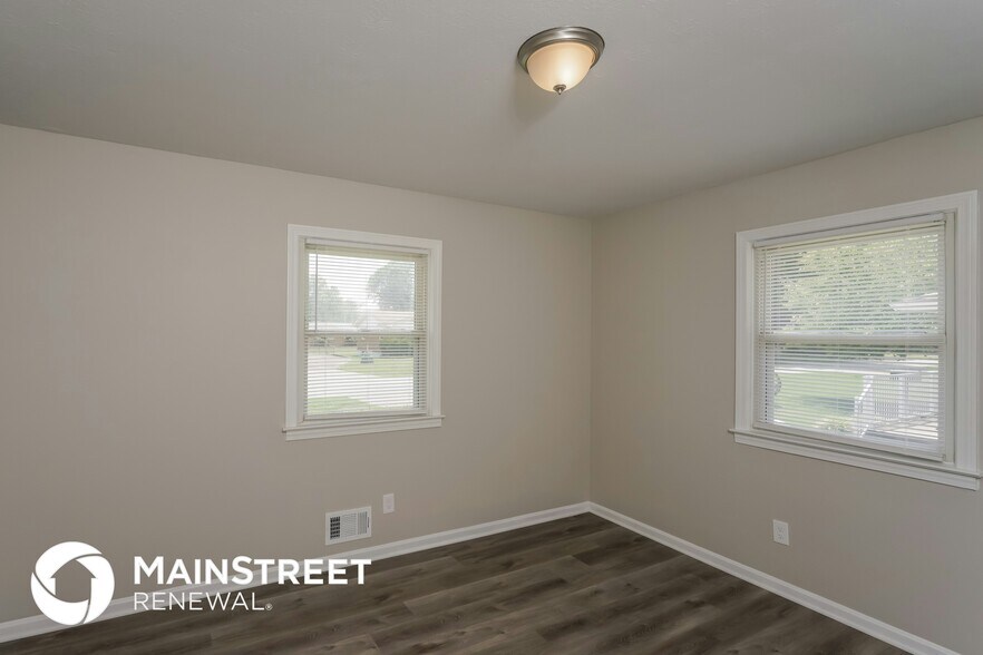 Building Photo - 8300 Pandorea Dr