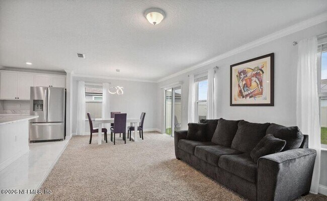 Building Photo - 49 Jarama Cir