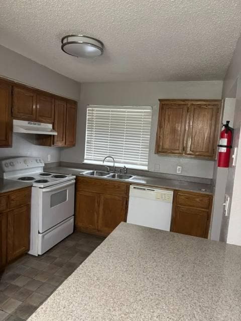 Building Photo - 2.0 bedroom in Tulsa Oklahoma 74137