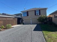 Building Photo - 716 Church St