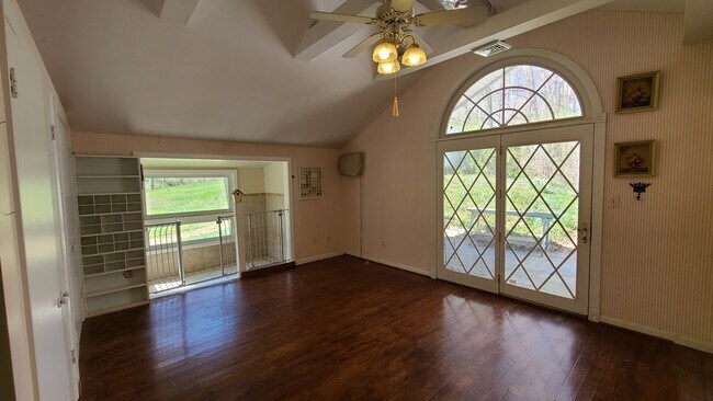 Building Photo - 11308 Popes Head Rd