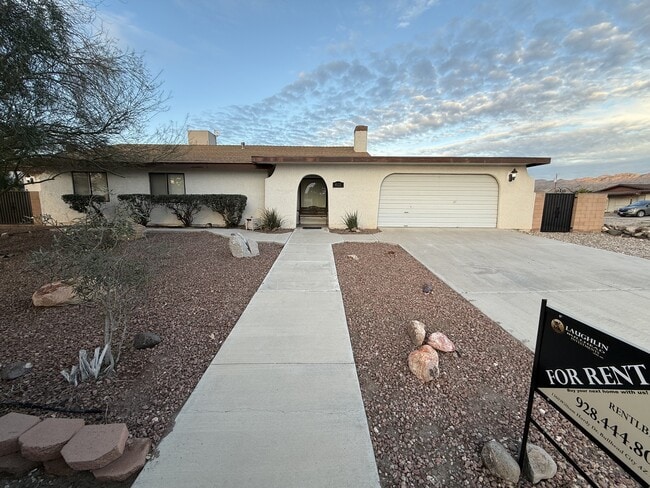 Building Photo - 422 Emery Dr