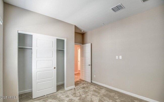 Building Photo - 2241 W Griswold Rd