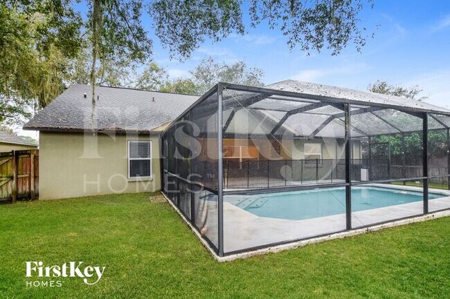 Building Photo - 3706 Treeline Dr