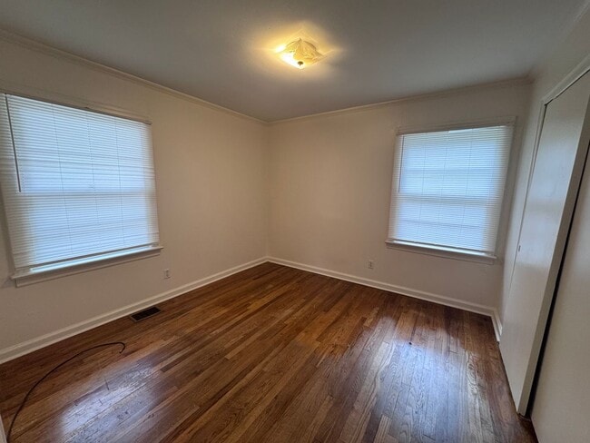 Building Photo - House in Paducah City Limits