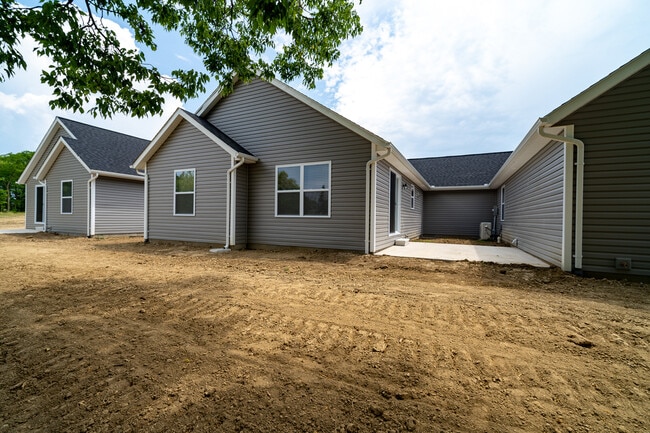 Building Photo - 108 Eastown Dr