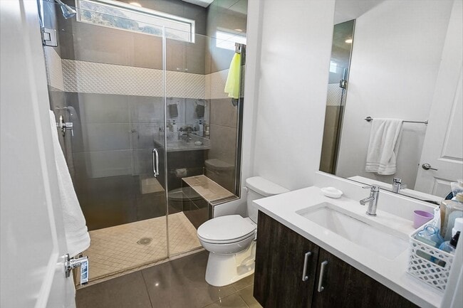 Building Photo - Single Story Pool Home In Reverence Guard Gated Community