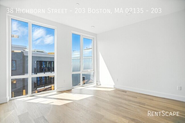 Building Photo - 38 Hichborn St