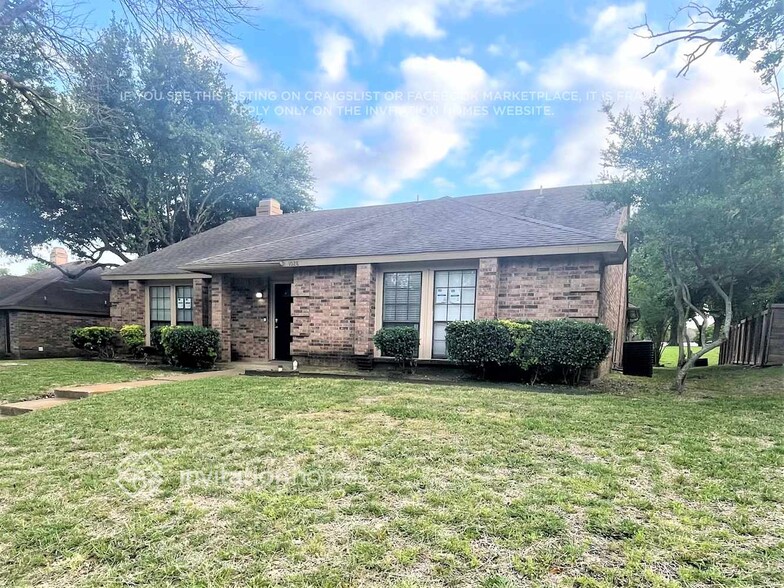 Building Photo - 1028 Twin Falls Dr
