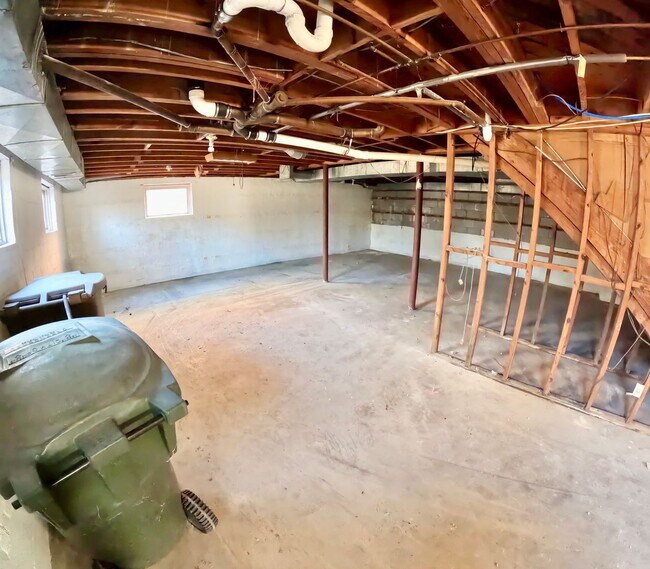 Building Photo - Beautiful 3 Bed 2 Bath Home Located In Greensboro