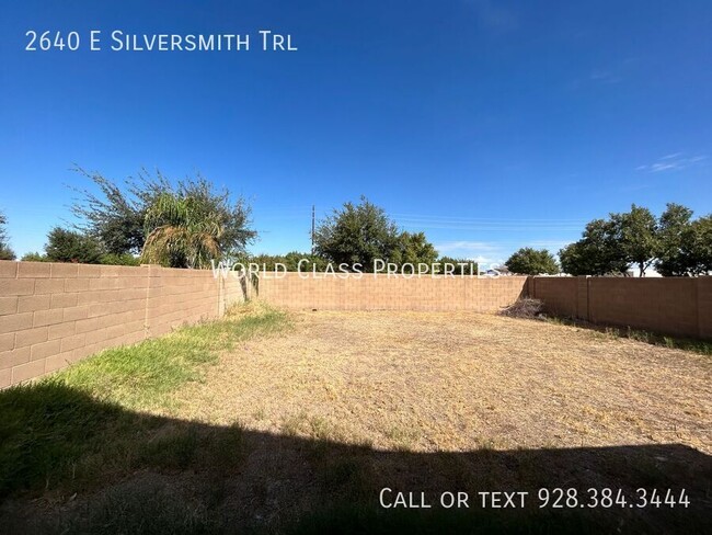 Building Photo - 2640 E Silversmith Trail