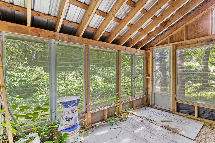 Building Photo - 115 Garvins Falls Rd