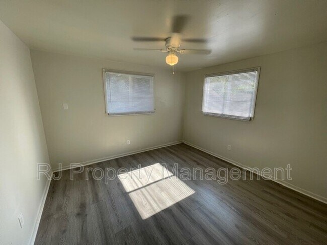 Building Photo - 4380 Reed Ave