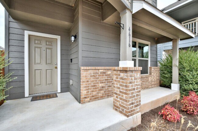 Building Photo - 4616 Inicio Ln