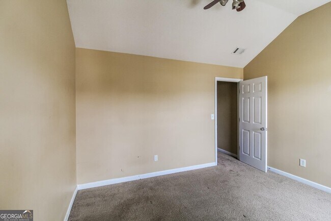 Building Photo - 145 Colser Drive