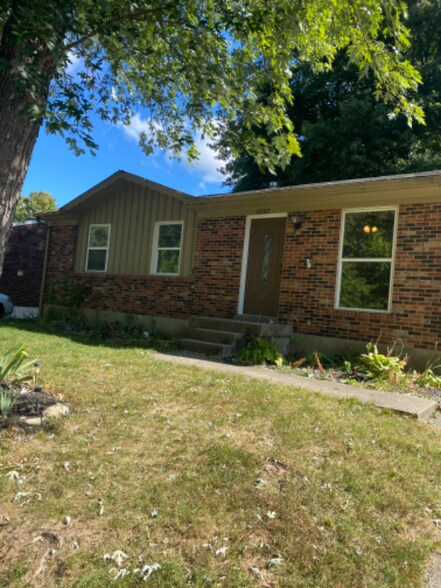 Primary Photo - 10107 Coralwood Dr