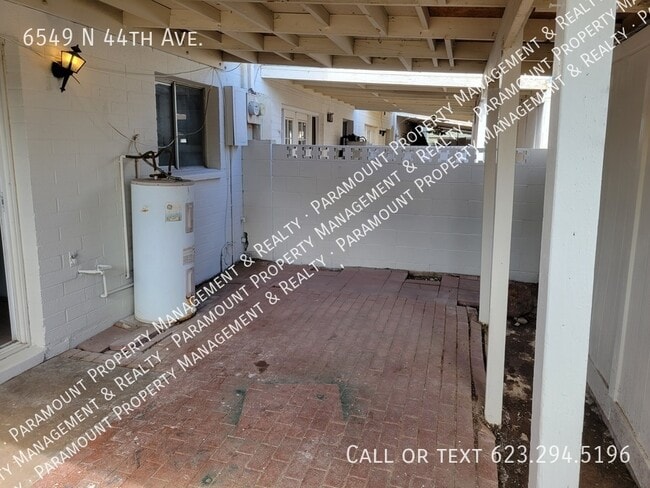 Building Photo - 6549 N 44th Ave