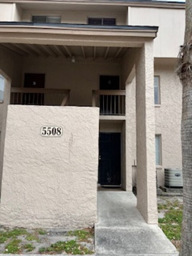 Building Photo - 5508 Pokeweed Ct