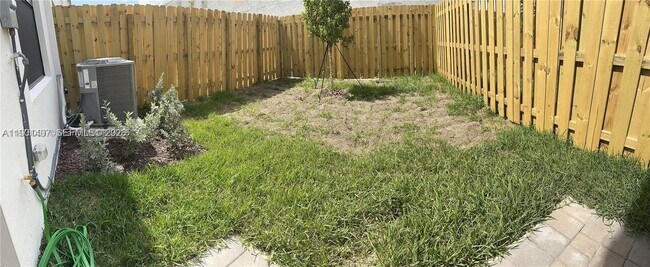 Building Photo - 11767 SW 246 Terrace