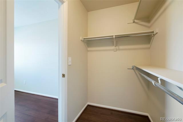 Building Photo - 14400 Albrook Dr