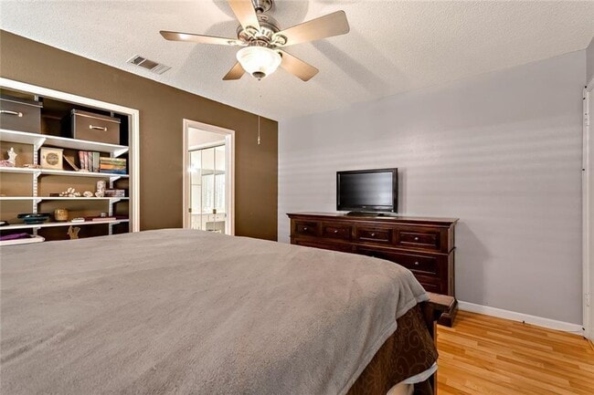 Building Photo - 12718 Covington Trail