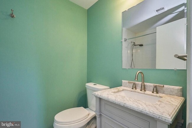 Building Photo - 8076 St Annes Ct