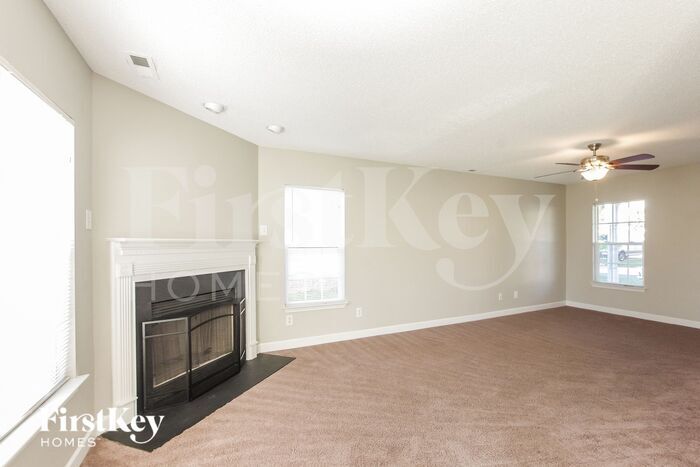 Building Photo - 7433 Sparkleberry Dr