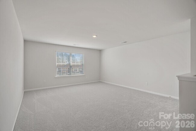 Building Photo - 1423 Caracara Ct