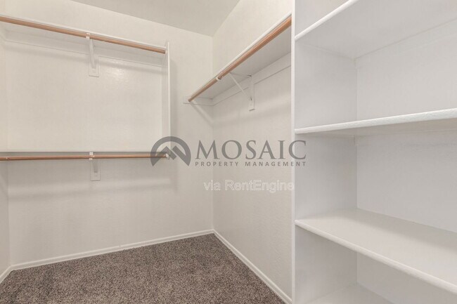 Building Photo - 1650 E Joseph Way