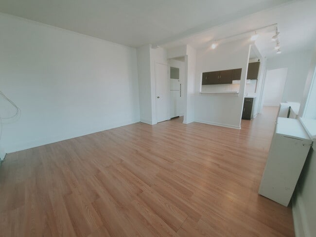 Building Photo - 22 Glenbrook Rd