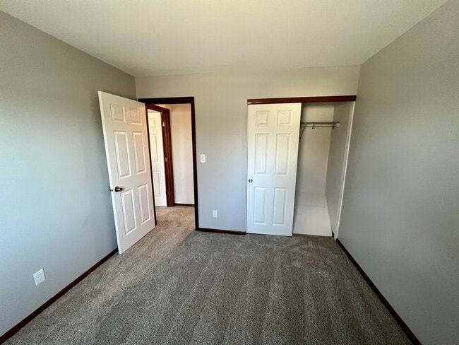 Bedroom 3 - 1329 Fleetfoot Dr