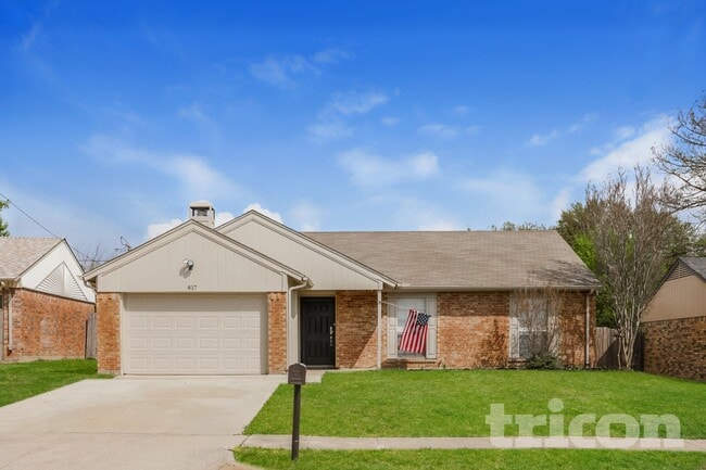 Building Photo - 817 Annapolis Dr