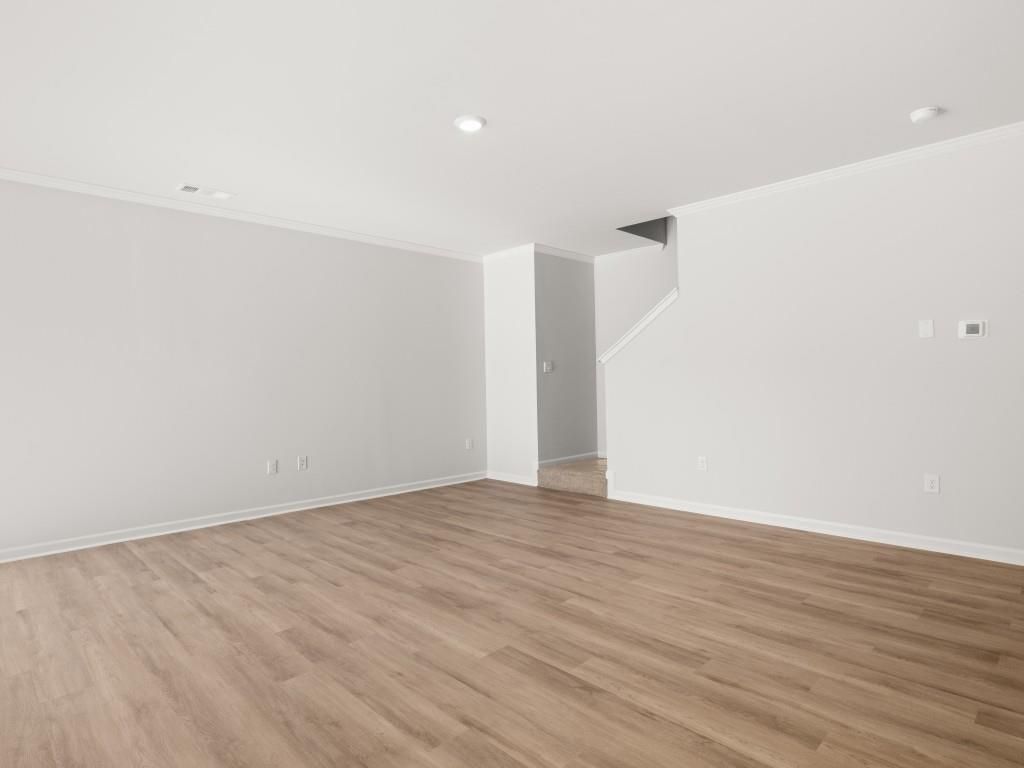 Building Photo - 102 Hughes Pl Dr