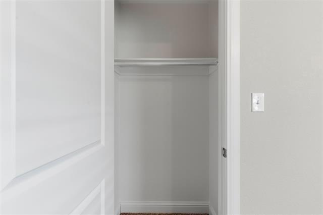 Building Photo - 802-804-804 N Broughton St