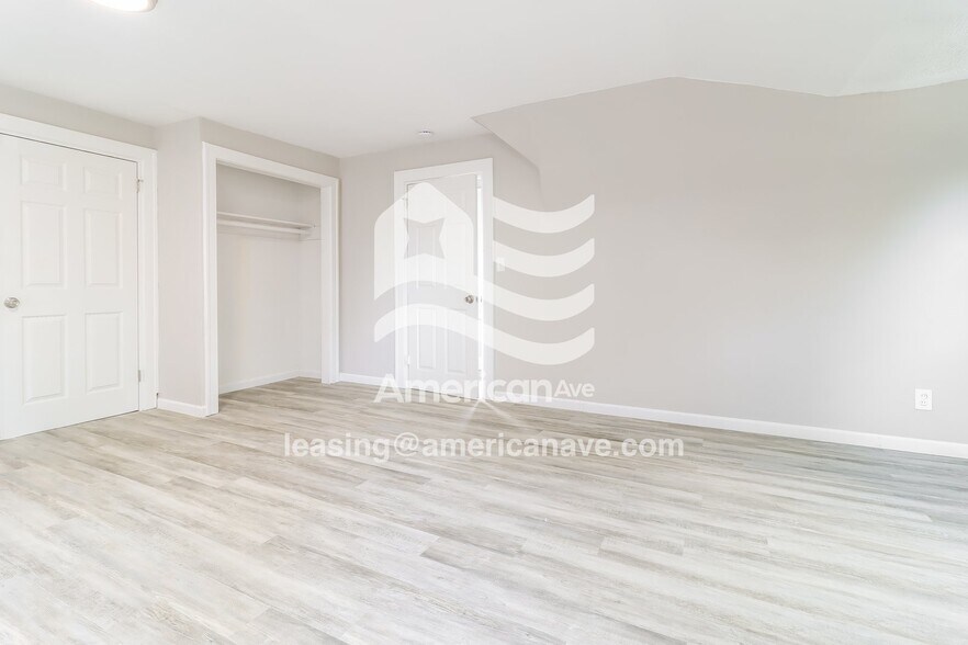 Building Photo - 16565 Kentfield St