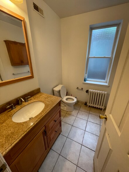 Building Photo - 3925 Baltimore Ave