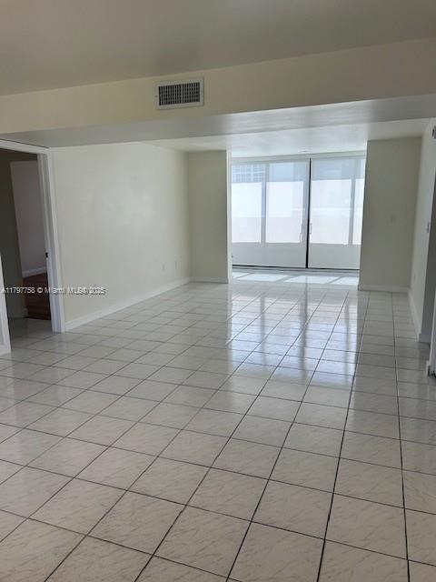 Building Photo - 250 Galen Dr